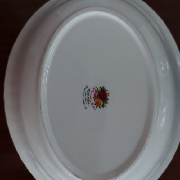 Old Country Roses - Picture 2 of 2